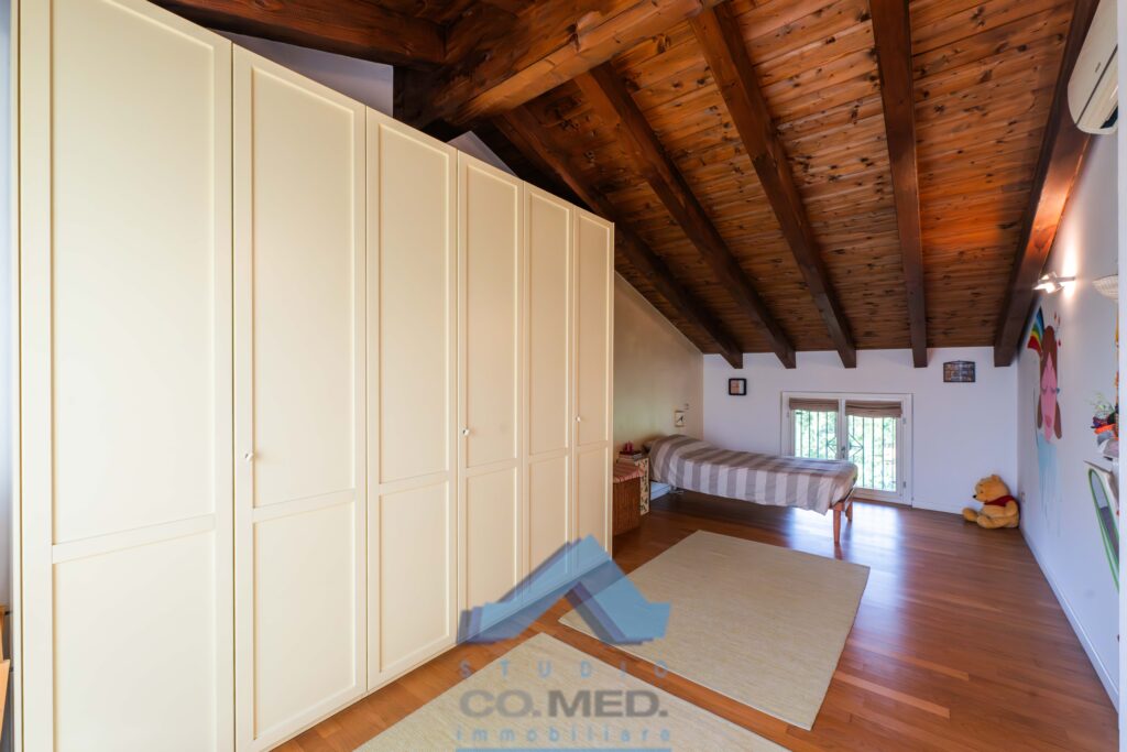 CO.MED - - QUADRILOCALE Albano Sant'Alessandro (BG)