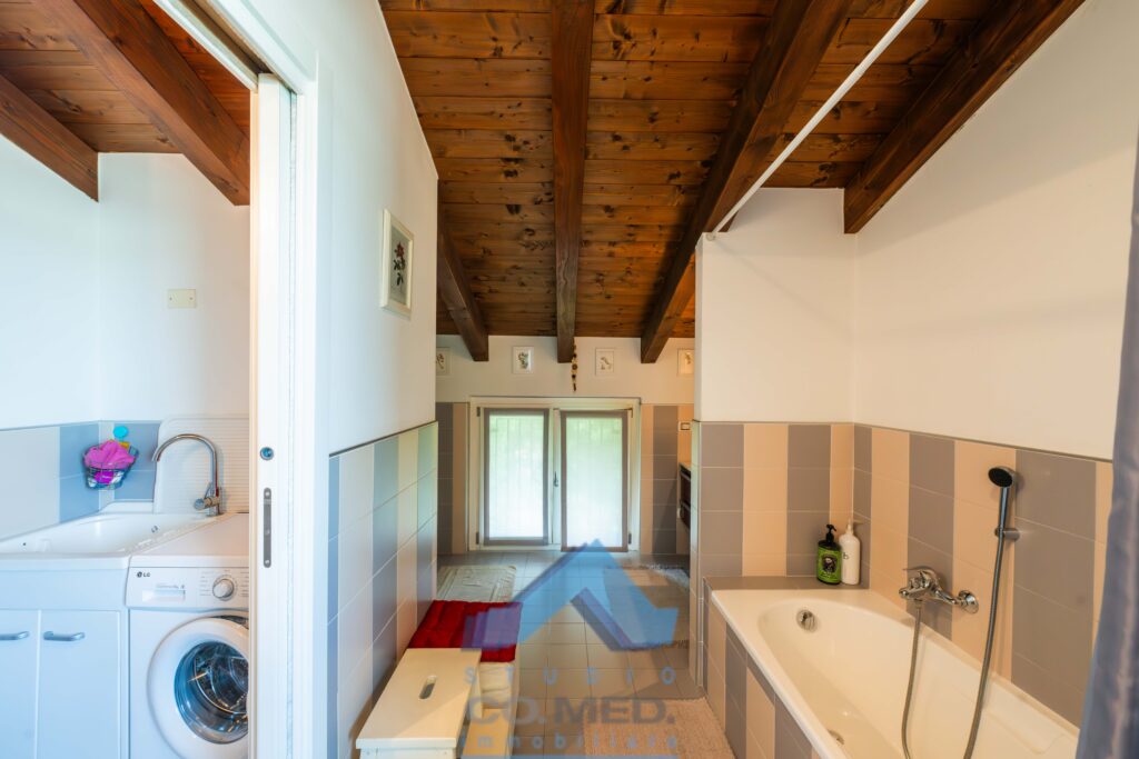 CO.MED - - QUADRILOCALE Albano Sant'Alessandro (BG)