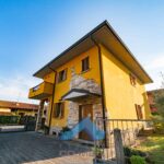 VILLA BIFAMILIARE Seriate (BG) - CO.MED - - VILLA BIFAMILIARE Seriate (BG)