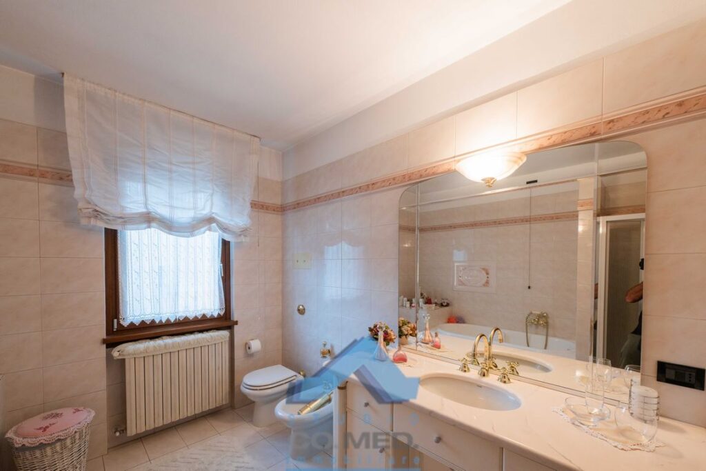 CO.MED - - VILLA BIFAMILIARE Seriate (BG)