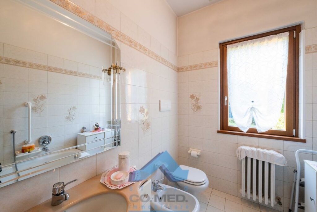 CO.MED - - VILLA BIFAMILIARE Seriate (BG)